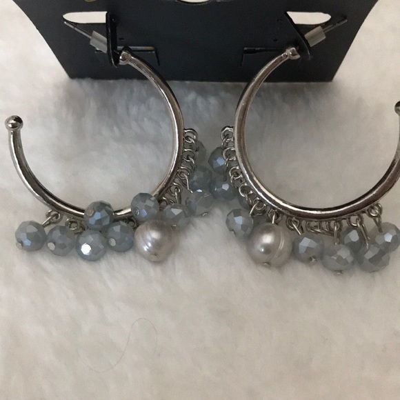 Grey Crystal and GENUINE Pearl Hoop Earrings - Picture 6 of 6